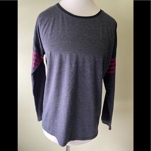 NWT Old Navy Girls Activewear Top, XL (14) Plus.